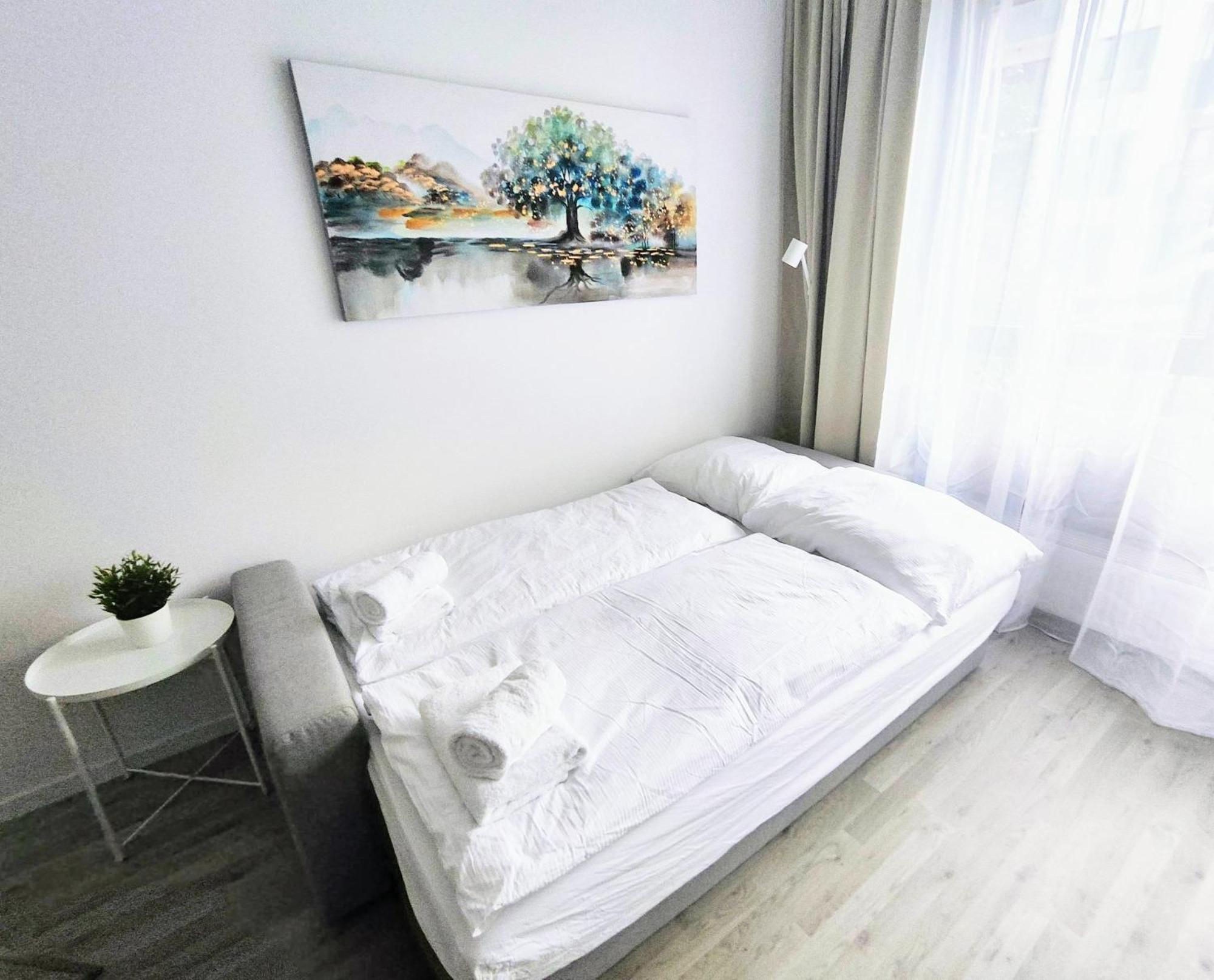Apartmán Wings - Brand New - Presidential Garden - Free Parking Bratislava Exteriér fotografie